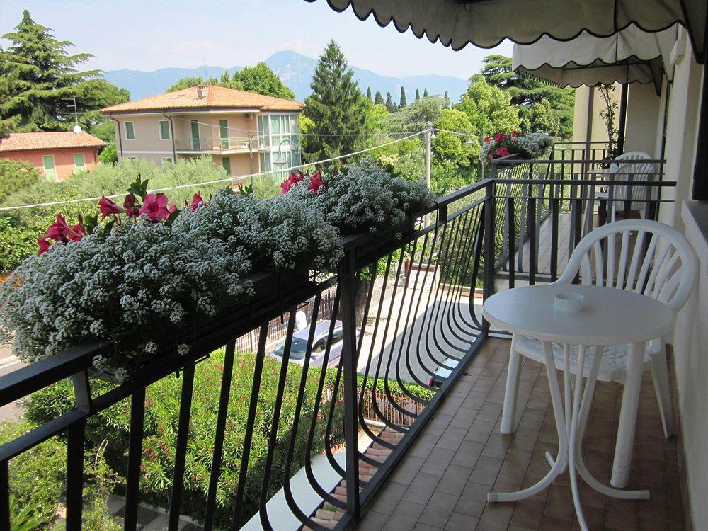 Hotel Marina Torri Del Benaco Eksteriør billede