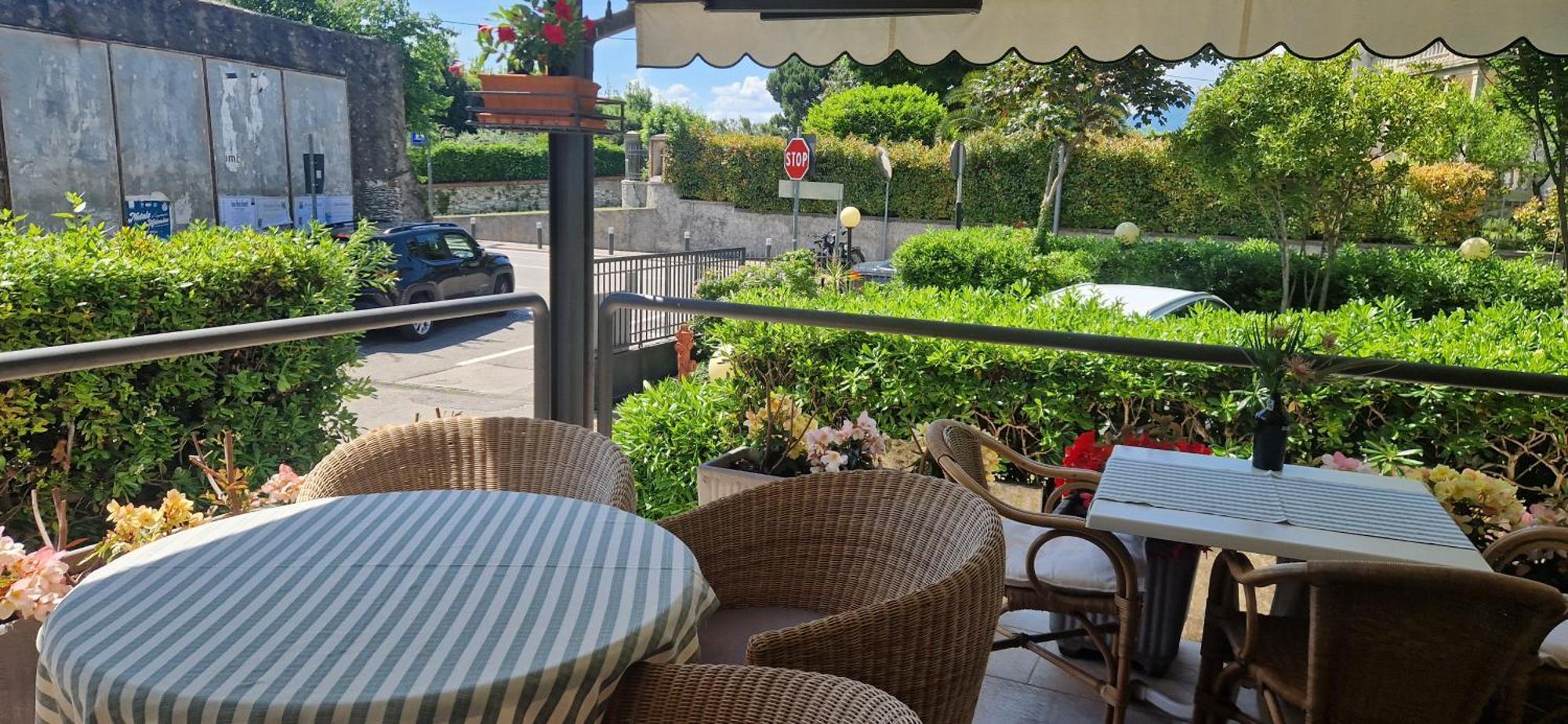 Hotel Marina Torri Del Benaco Eksteriør billede